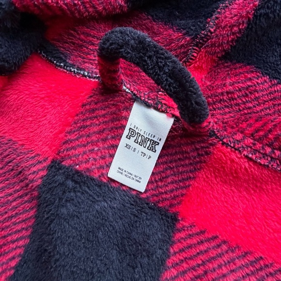 Pink VS Red and Black Plaid Hooded Robe - Picture 4 of 7